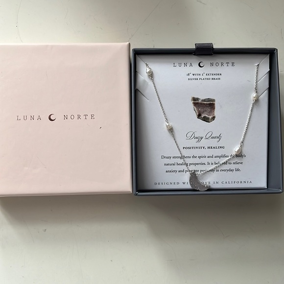 Necklace - Picture 1 of 3